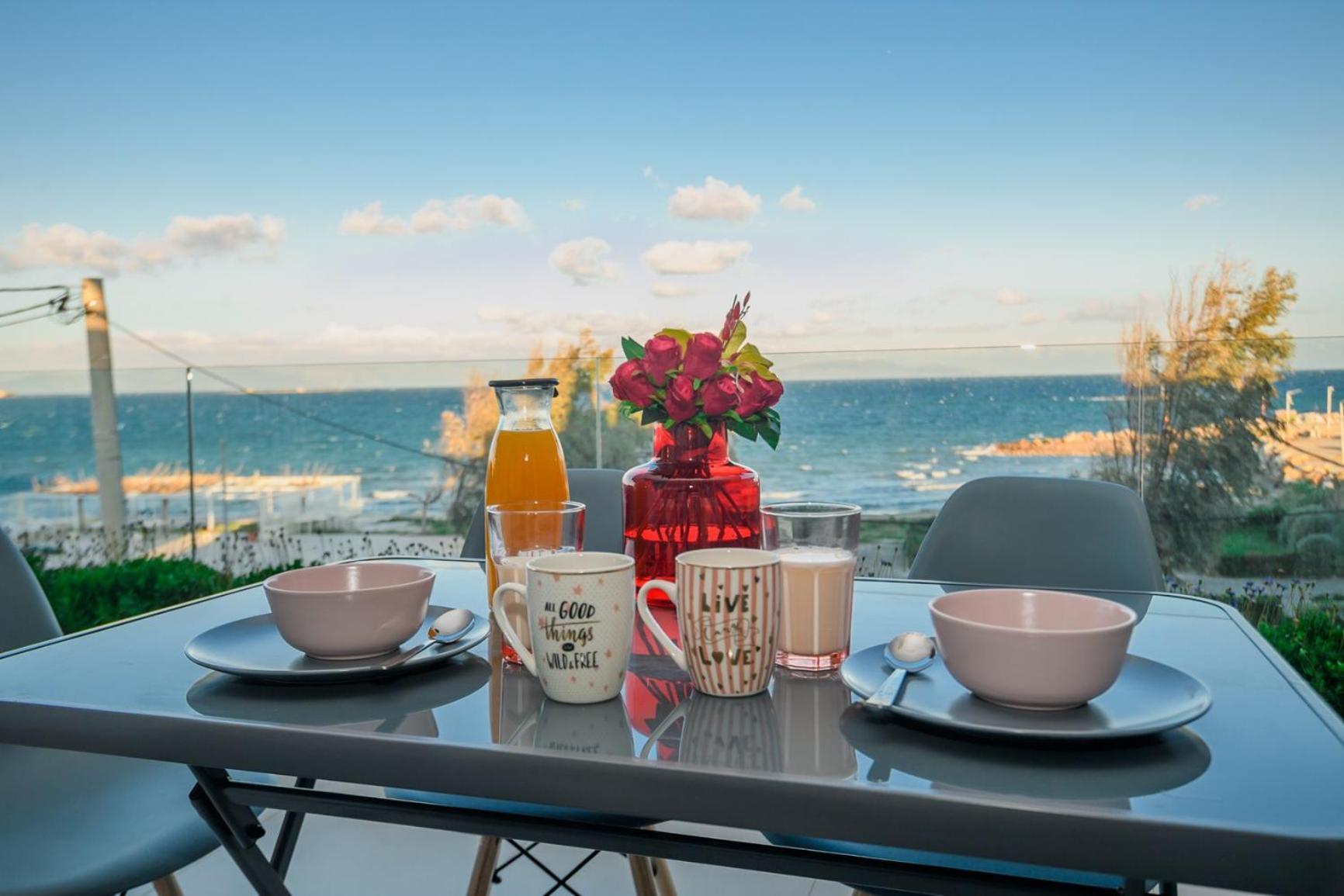 Beachfront Artemida Retreat - Peony Seabreeze Gem Buitenkant foto